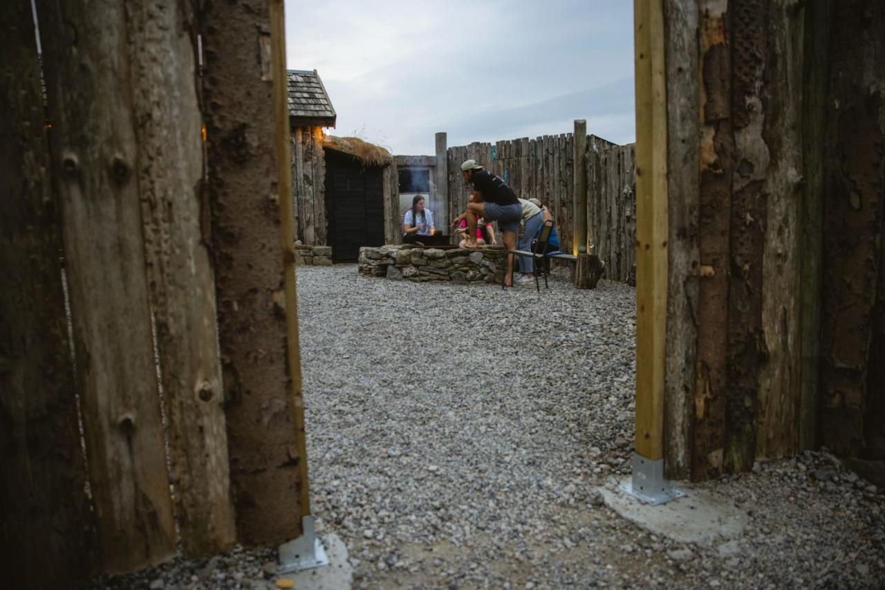 Mayo Glamping Castlebar Exteriör bild