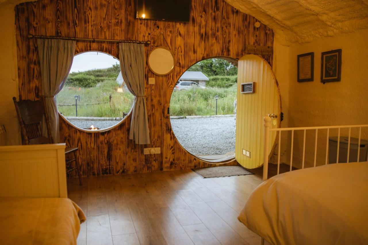 Mayo Glamping Castlebar Exteriör bild