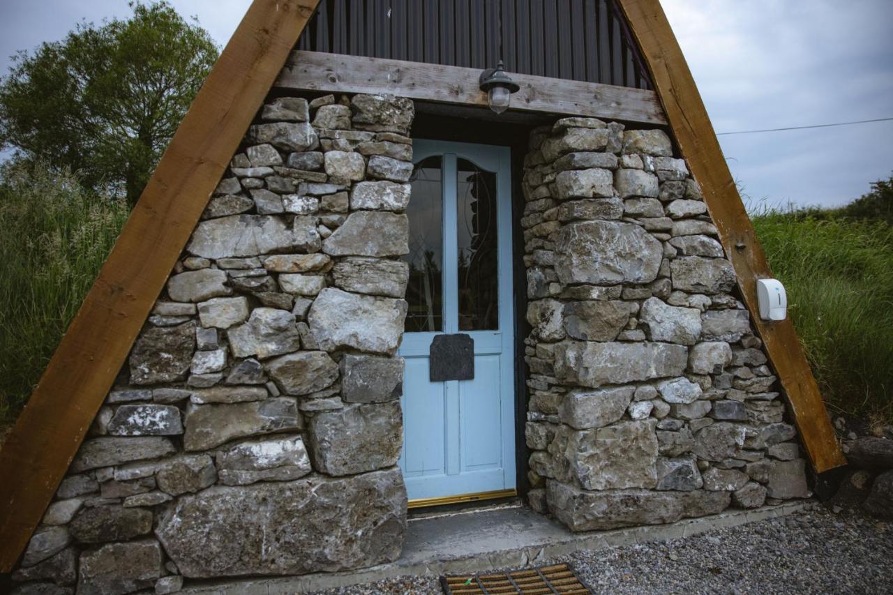 Mayo Glamping Castlebar Exteriör bild